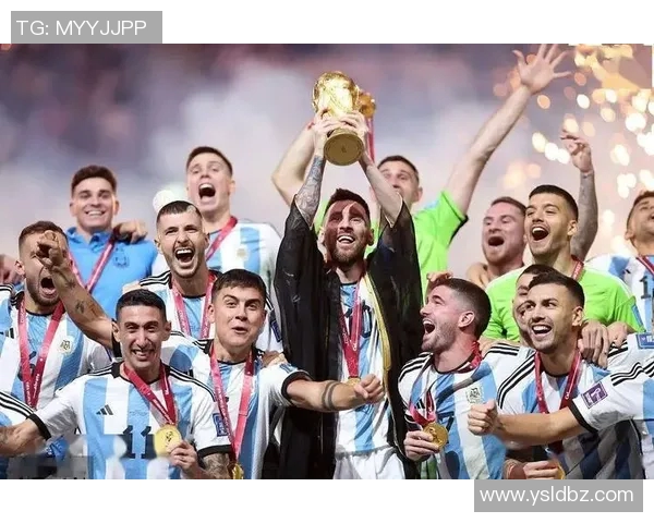 全球足球巨星全景解析与成就回顾