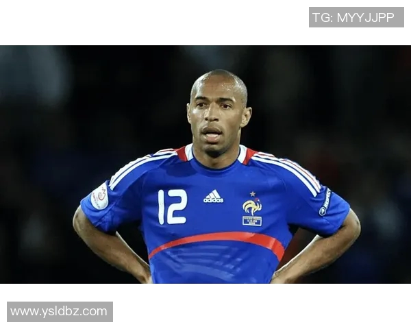 法国足球明星的璀璨星空:从亨利到姆巴佩的传奇之路 法国足球明星的璀璨星空:从亨利到姆巴佩的传奇之路