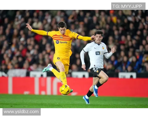 曼切斯特足球的辉煌历史与未来展望:激情与荣耀的交织之路 曼切斯特足球的辉煌历史与未来展望:激情与荣耀的交织之路